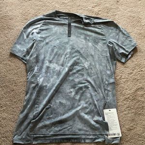 Men’s Lululemon Always Agile Shirt. NWT.